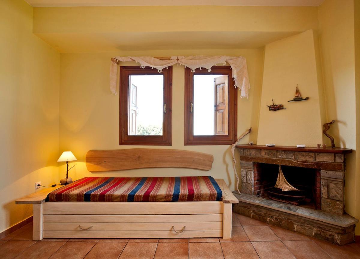 Victoria'S Guesthouse Дамухари Экстерьер фото