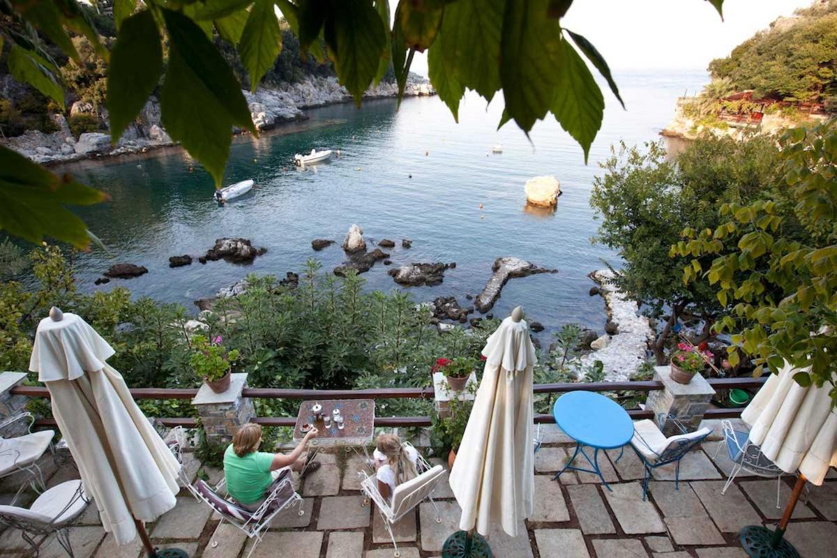 Victoria'S Guesthouse Дамухари Экстерьер фото