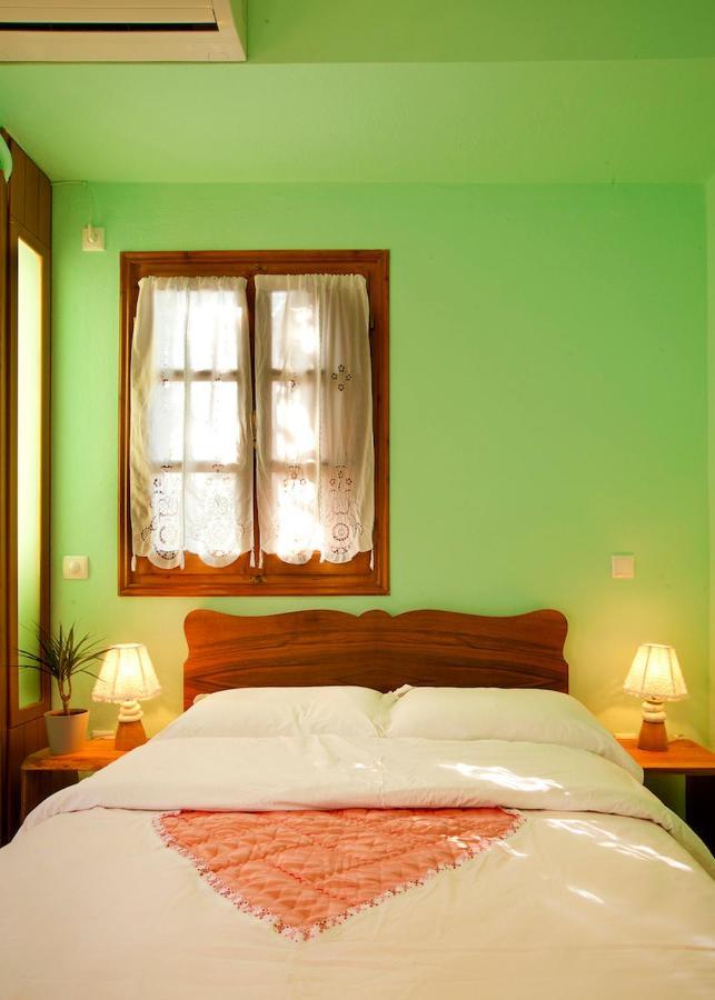 Victoria'S Guesthouse Дамухари Экстерьер фото